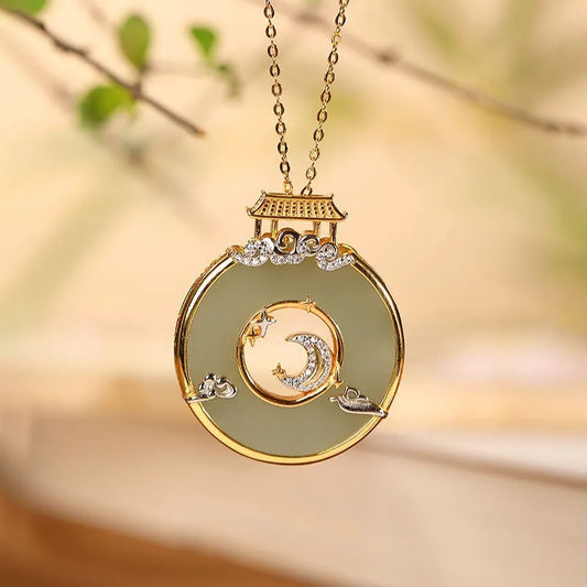 Collier vintage avec pendentif en saphir Hetian et boucle de sécurité