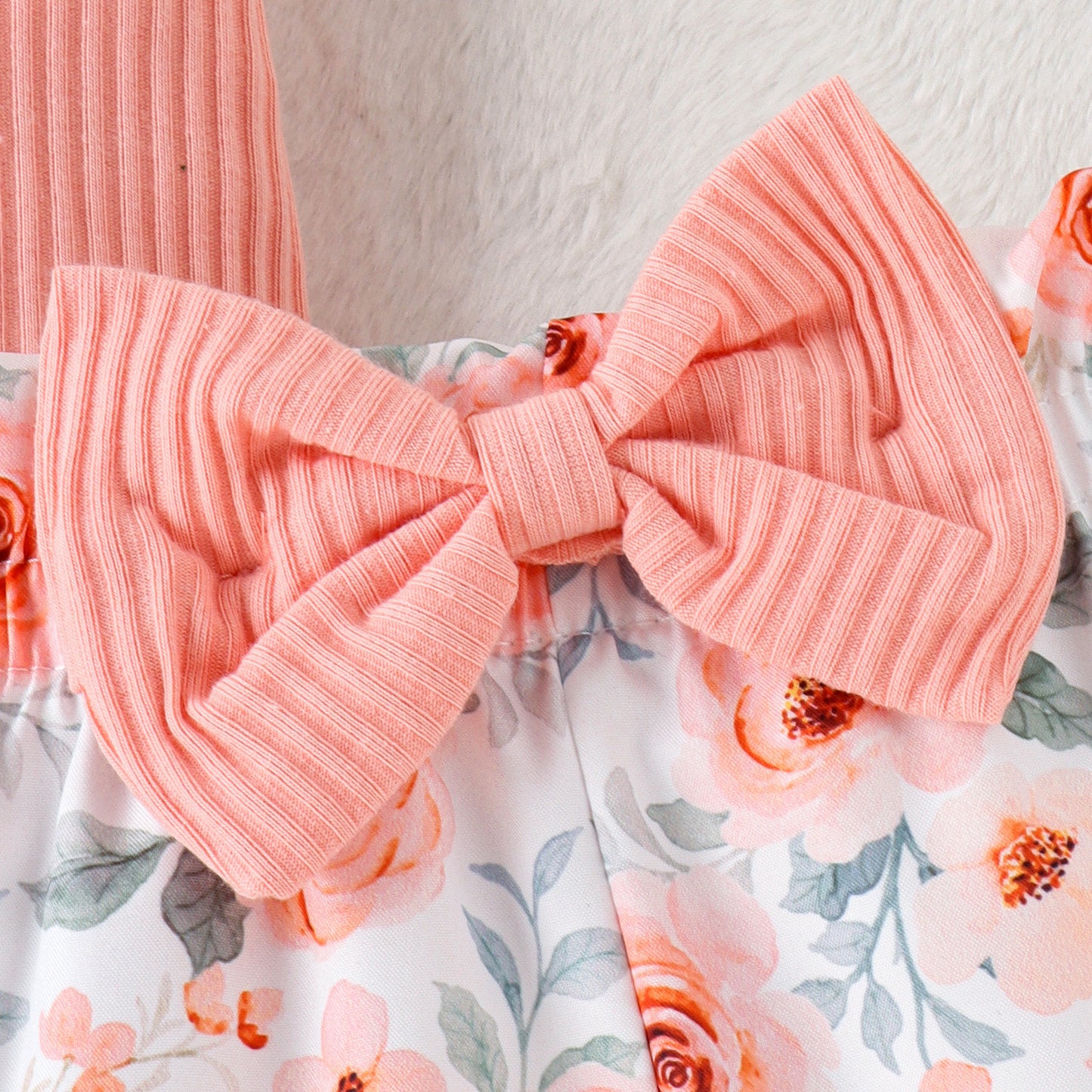 Combinaison une pièce sans manches à la mode pour femmes, short à fleurs, foulard, costume trois pièces