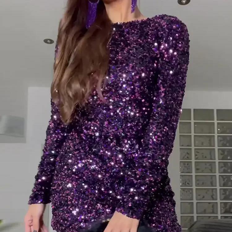 Robe dos nu à paillettes et manches longues à col ras du cou de style rétro français