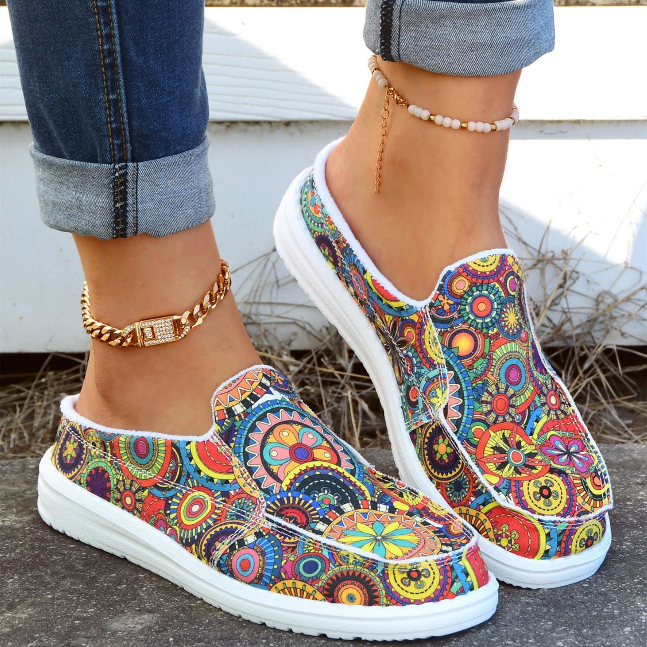 Printemps et été, nouvelles pantoufles élégantes, vêtements d'extérieur, chaussures en tissu fleuri