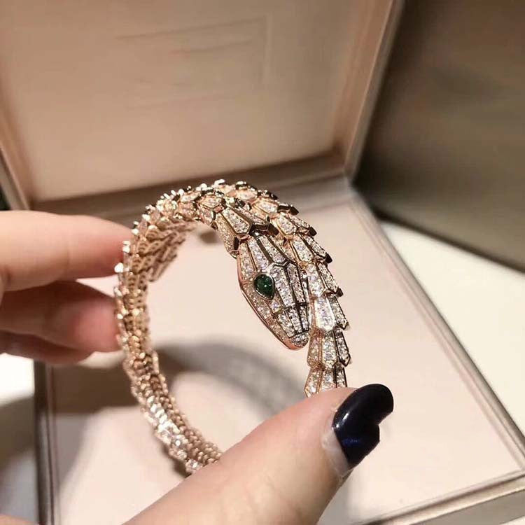 Conjunto de anillo y pulsera de serpiente con diamantes y microconjunto chapado en oro de latón