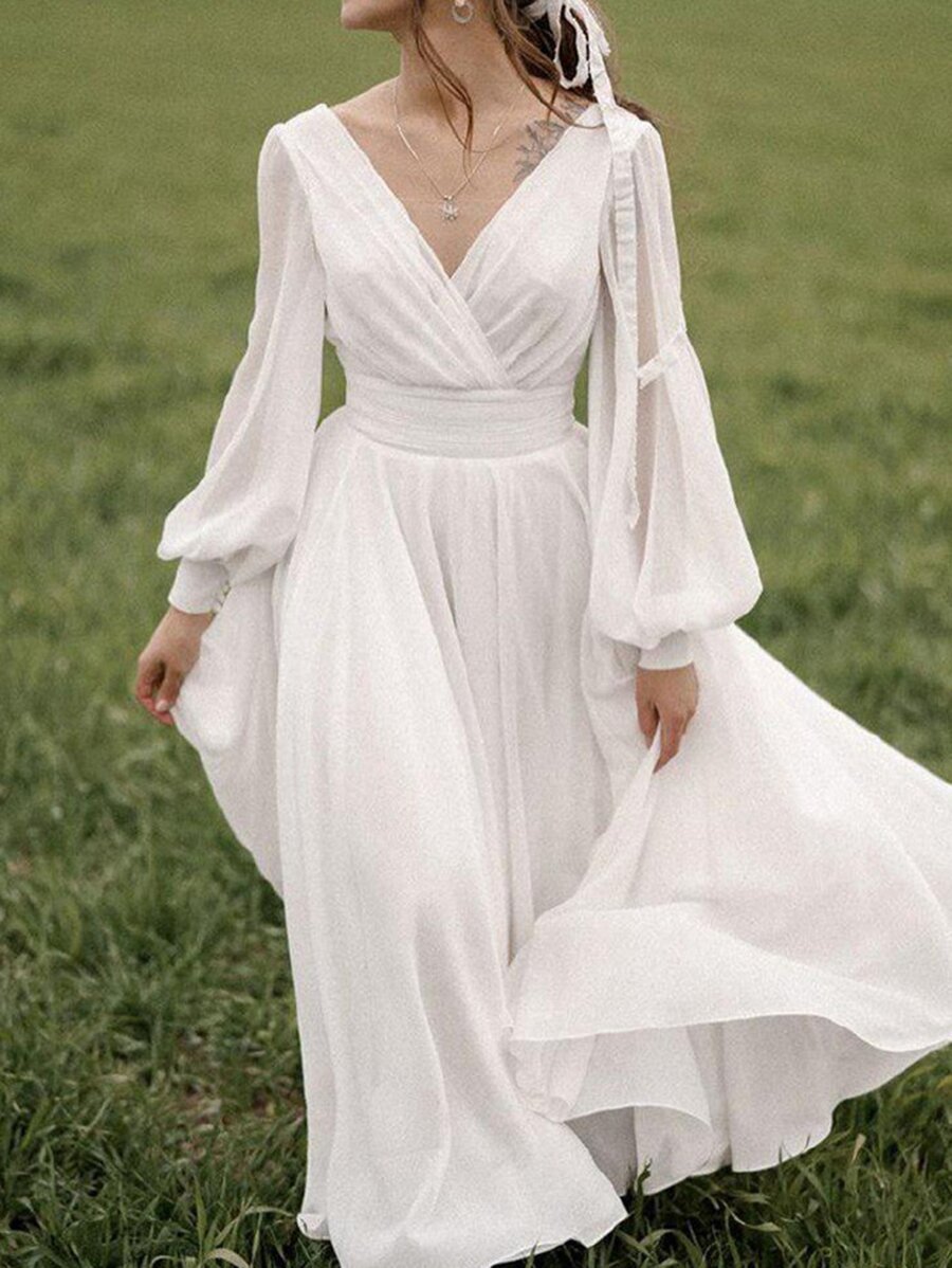 Pure White Long-sleeved V-neck Back Dress