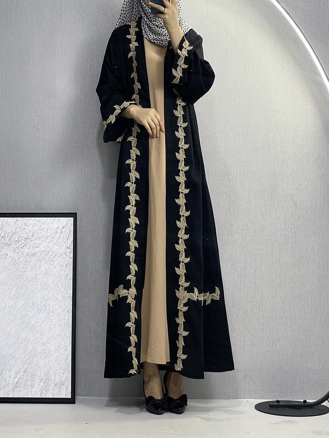 Robe longue en dentelle brodée pour femme