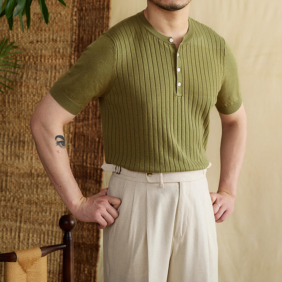 Camiseta de manga corta de verano de algodón tencel con rayas hundidas para hombre