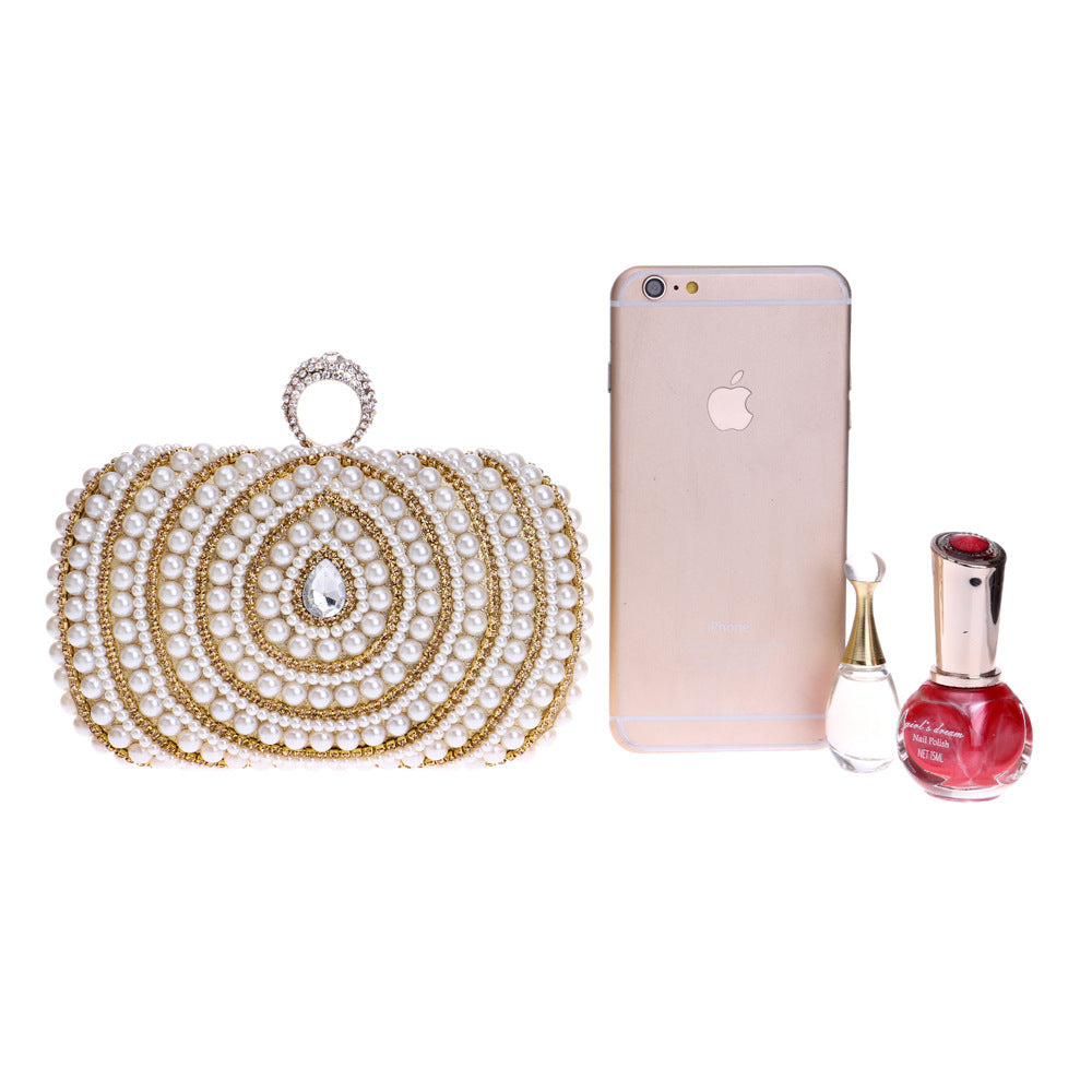 Pochette de banquet en perles