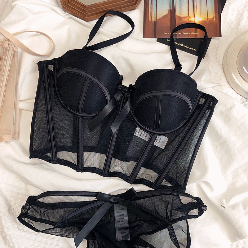 Conjunto de ropa interior con forma de chaleco recortado de malla