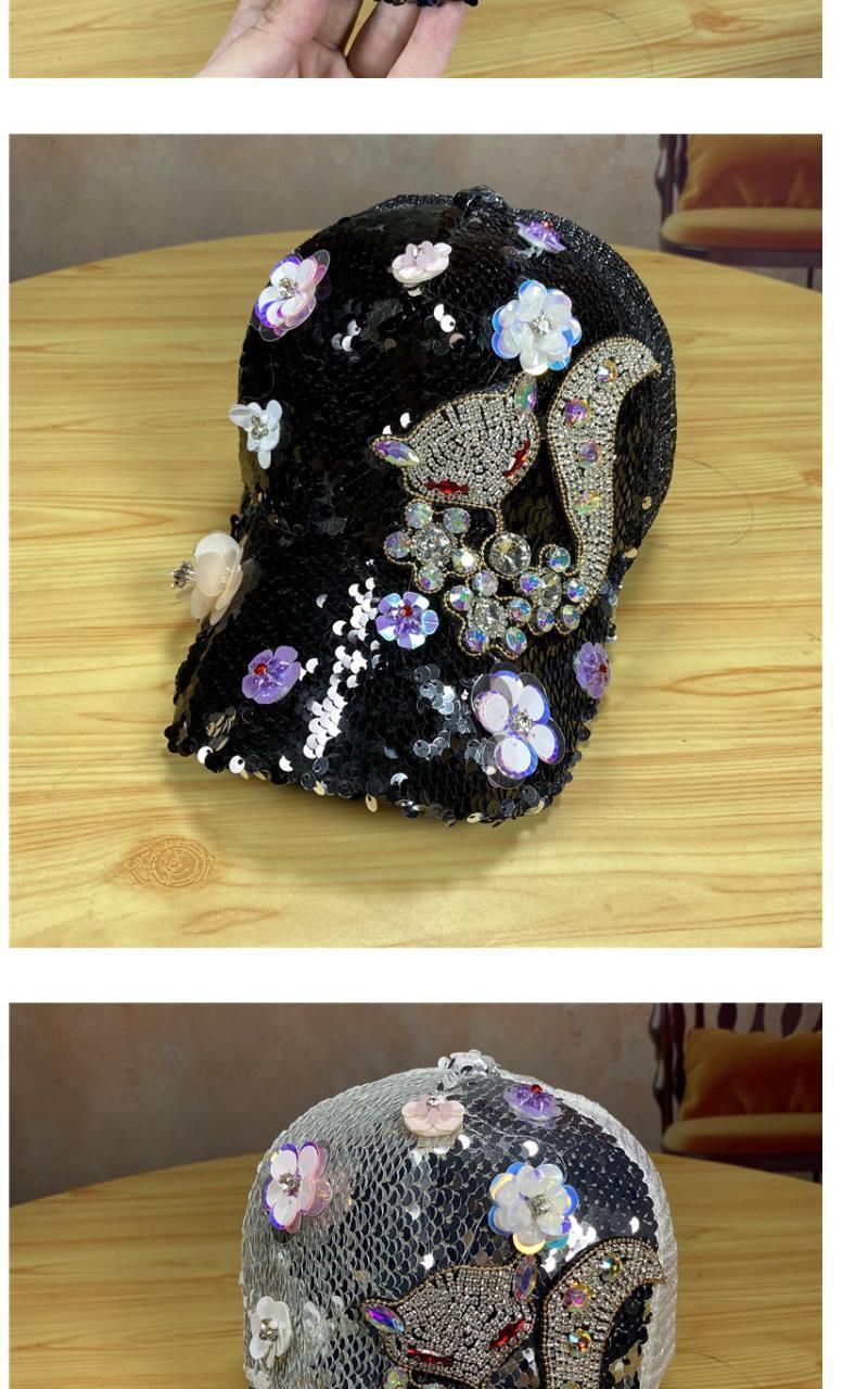 Sombrero de verano con flores de zorro y diamantes de imitación