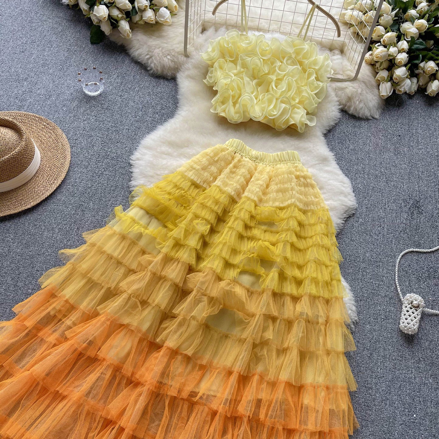 High-grade Ladies Suit Women's Three-dimensional Flower Mesh Camisole Fairy Mesh Half-length Dress Two-piece Set