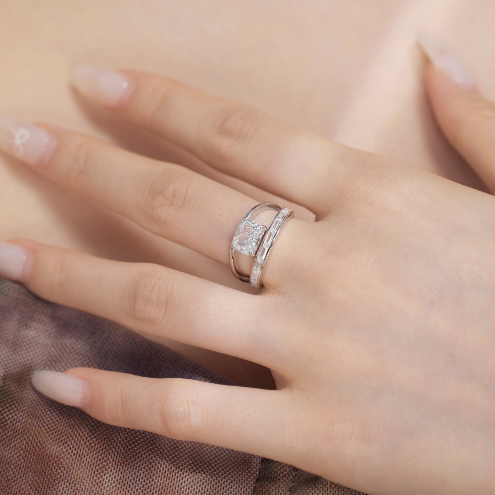 Anillo de doble capa con circonita blanca rectangular de corte en forma de flor de hielo blanca S925 de plata 8A