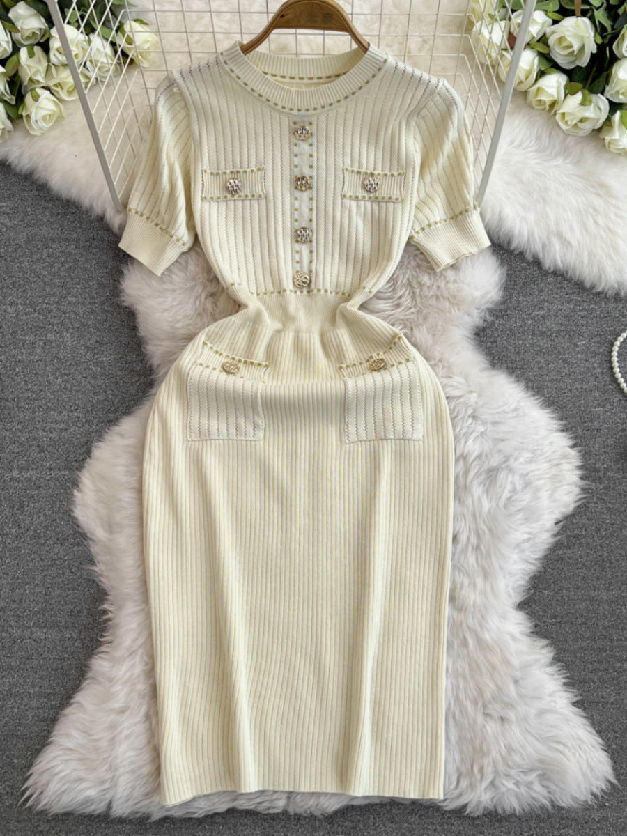 Robe mi-longue amincissante taille haute style français