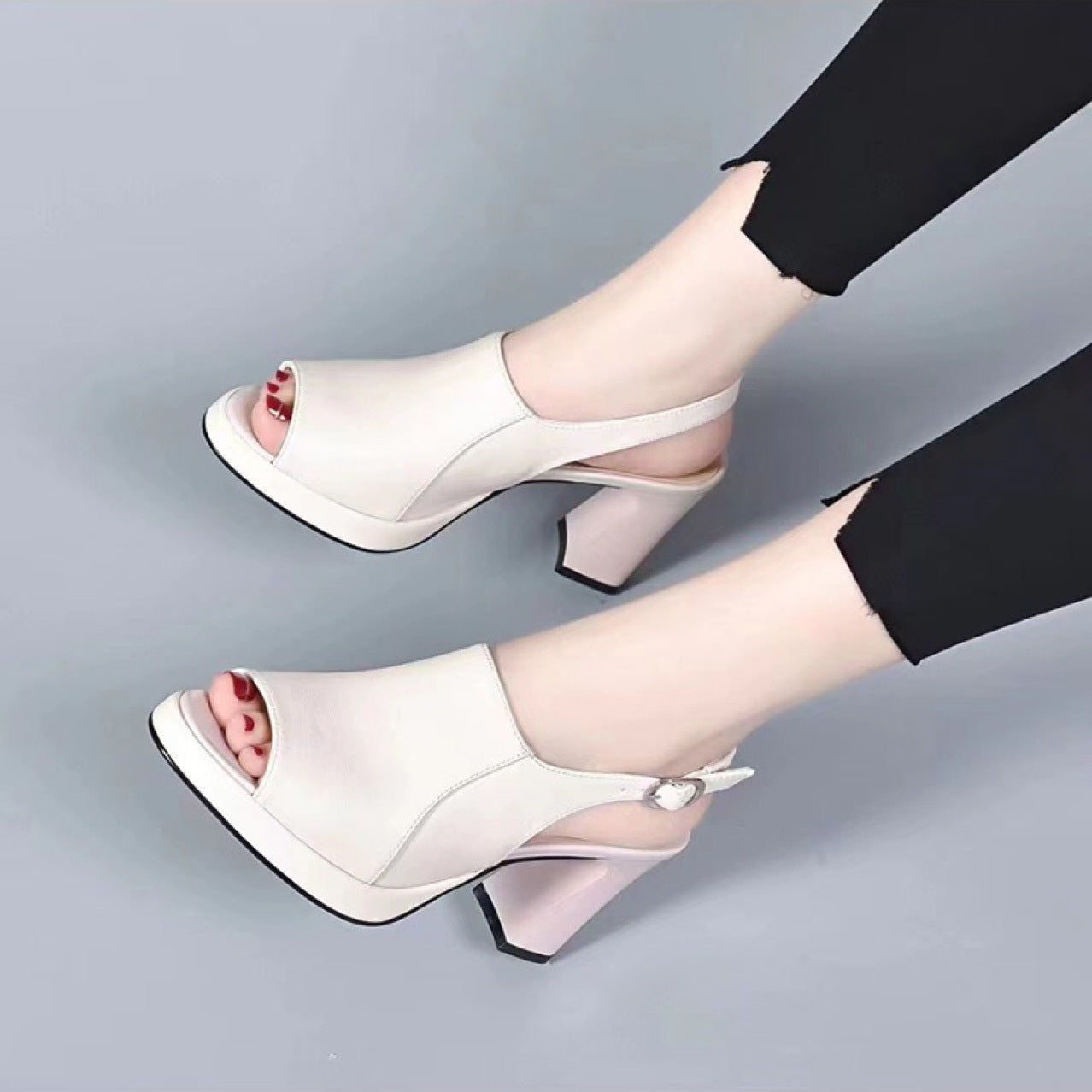 Escarpins à talons hauts épais et semelle souple en cuir véritable pour femmes