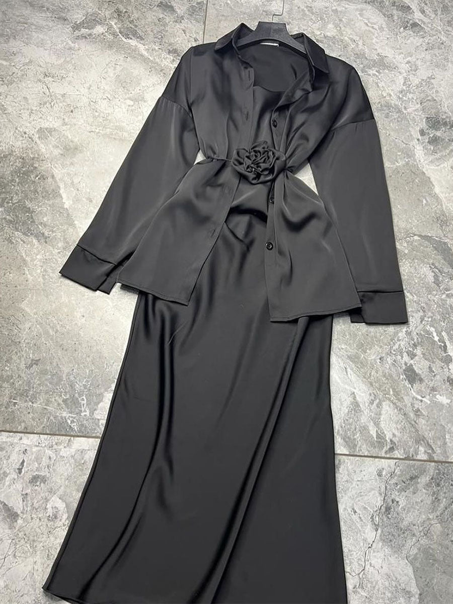 Ensemble deux pièces chemise à lacets décorative en satin avec jupe à bretelles