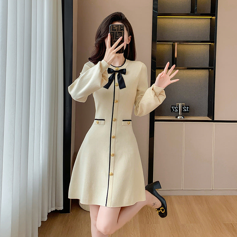 Vestido de punto con cuello y mangas de farol de invierno estilo francés con temperamento de diosa