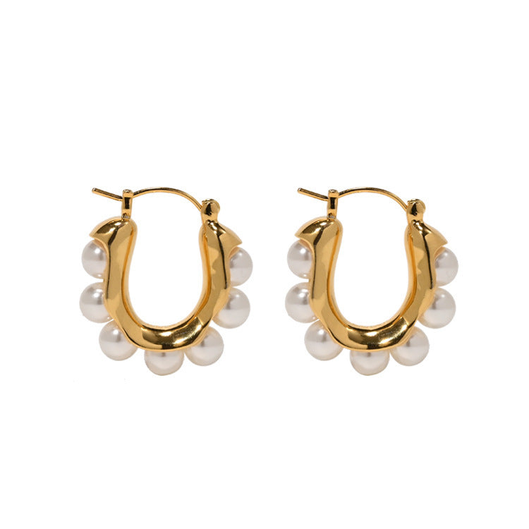 Clip d'oreille en perles, niche créative et tendance