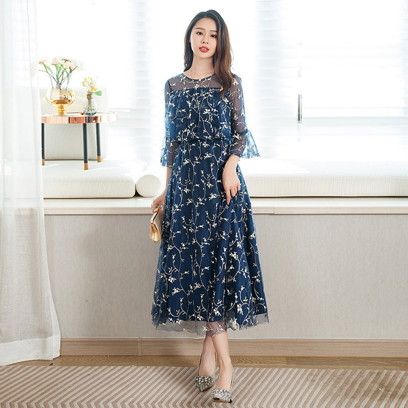 Robe moulante à manches longues et motif floral en dentelle pour femme