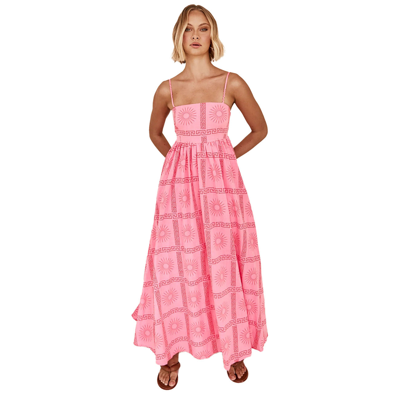 Robe à bretelles imprimée et personnalisée avec découpe dans le dos