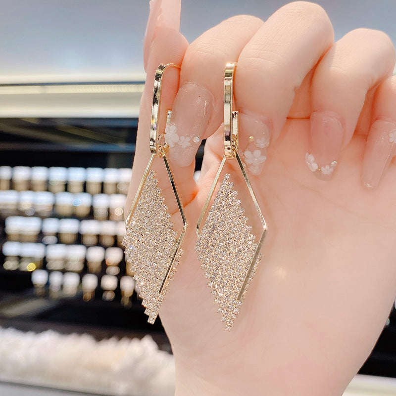Pendientes de plata de ley con forma geométrica, llenos de joyas, de lujo, de alta calidad, con temperamento y sentido del sentido del temperamento