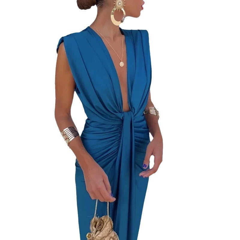 Vestido con cuello en V y cintura alta con encaje de color liso