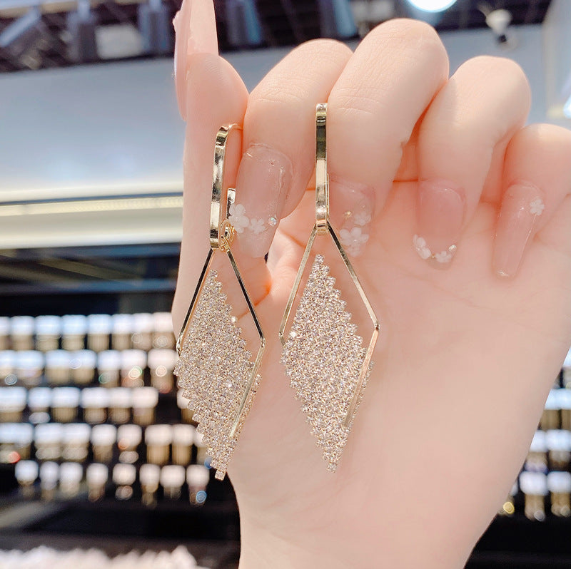 Pendientes de plata de ley con forma geométrica, llenos de joyas, de lujo, de alta calidad, con temperamento y sentido del sentido del temperamento