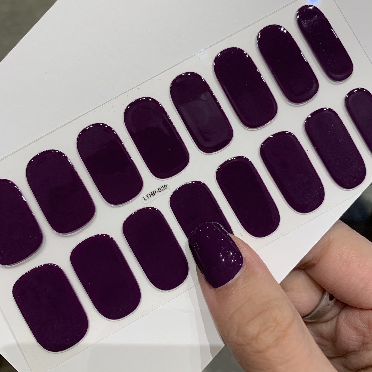 Autocollants UV semi-durcis de deuxième génération, imperméables et durables, pour la beauté des ongles
