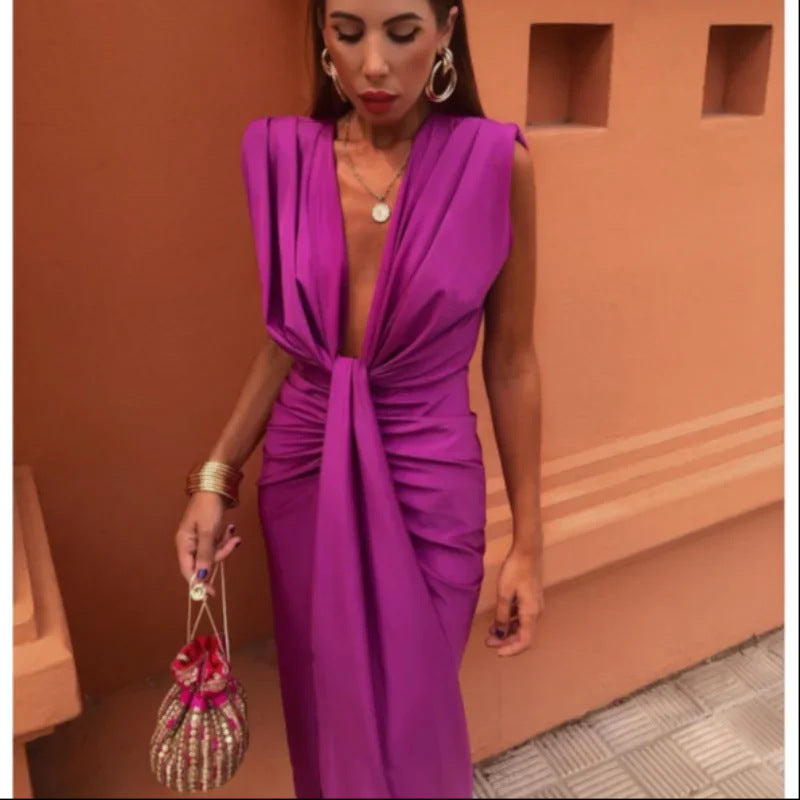 Vestido con cuello en V y cintura alta con encaje de color liso