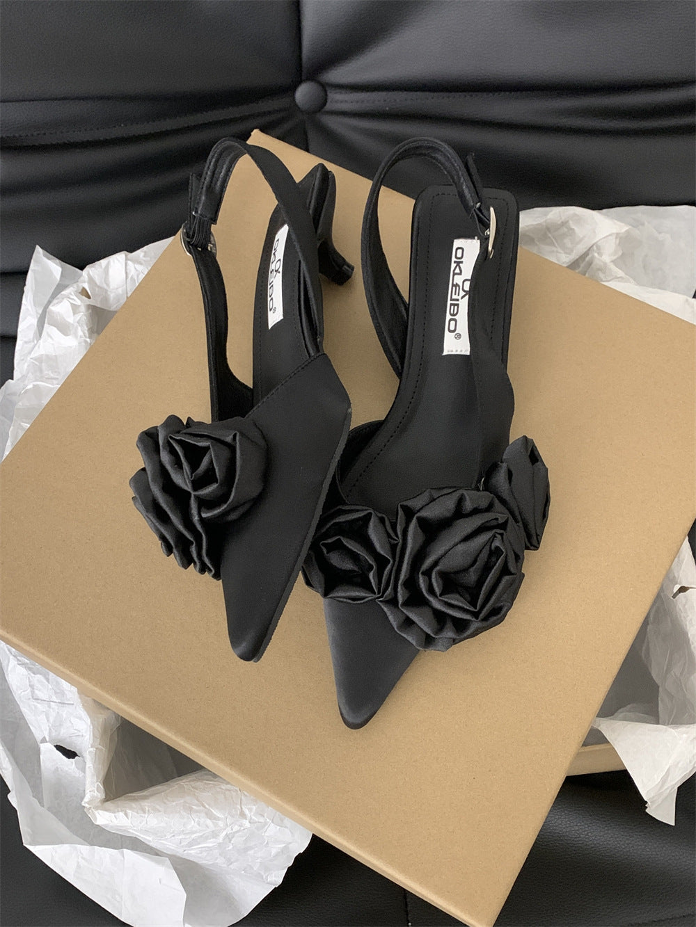 Sandalias puntiagudas con punta cerrada y flor francesa, color negro, zapatos de hadas