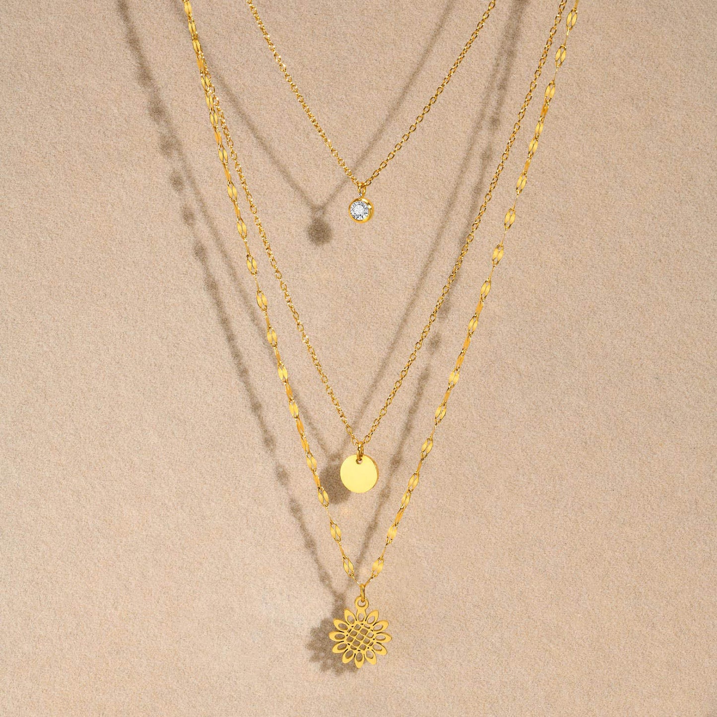 Collar doble de tres capas con diseño de girasol y circonita redonda de acero inoxidable para mujer