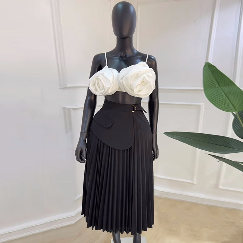 Jupe plissée taille haute à lacets irréguliers