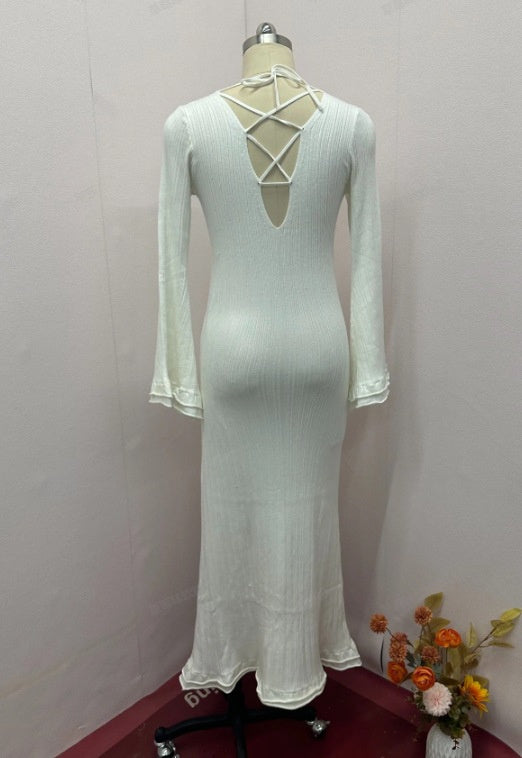Robe unie à col rond et manches longues, coupe ajustée, avec lisière filiforme