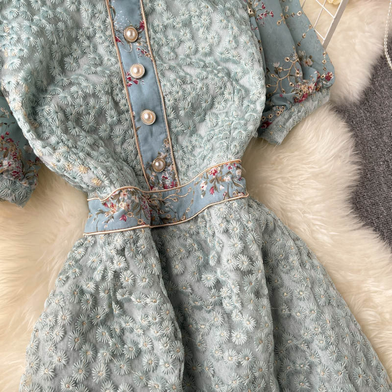 Robe légère et luxueuse pour femme, manches bouffantes, jupe courte à volants, effet rajeunissant