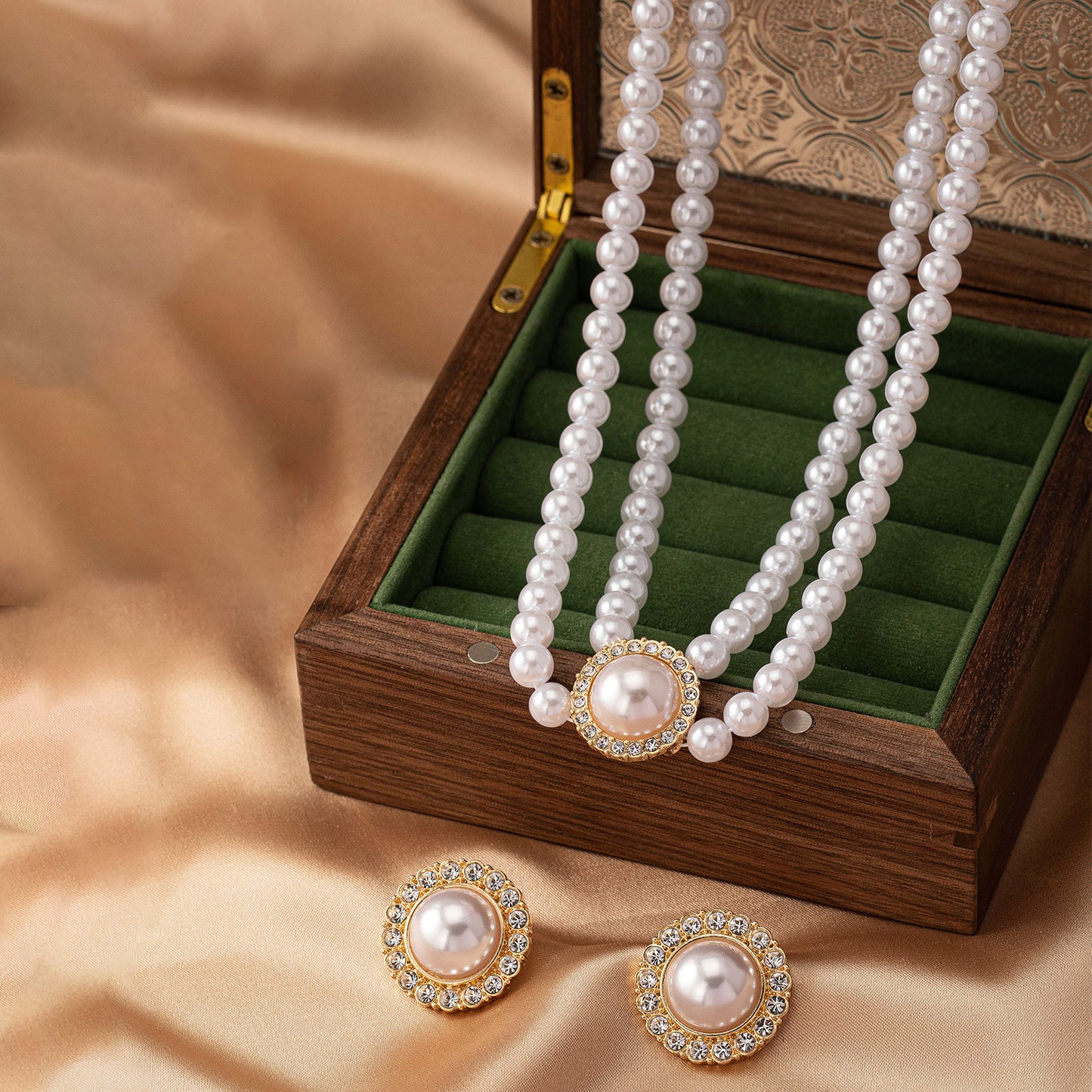 Conjunto de collar y pendientes elegantes con estilo retro para vacaciones en la playa