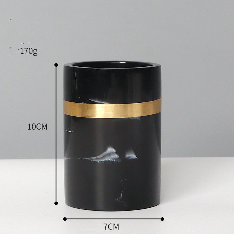 Juego de adornos para baño con taza para enjuague bucal y artículos de tocador de resina simple Continental