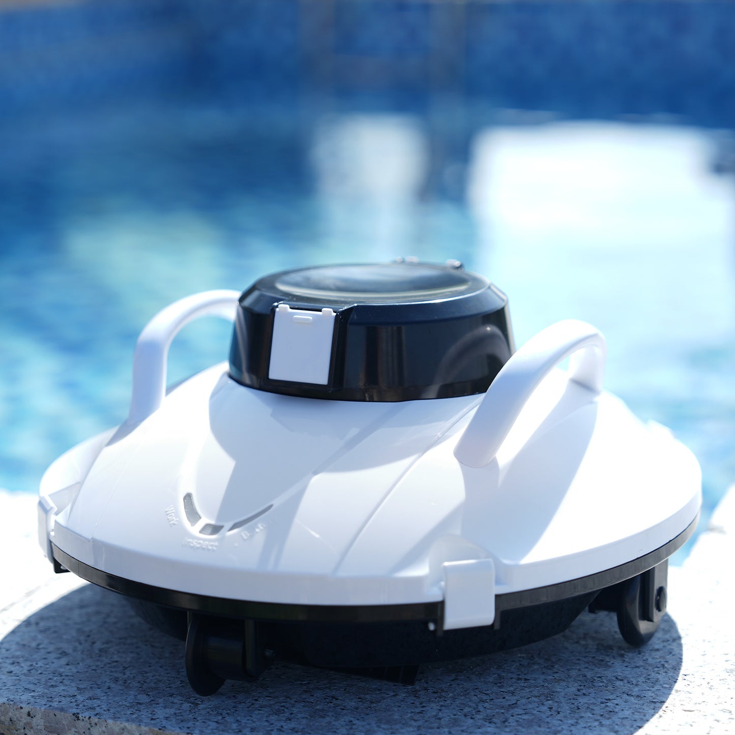 Máquina de limpieza de piscinas