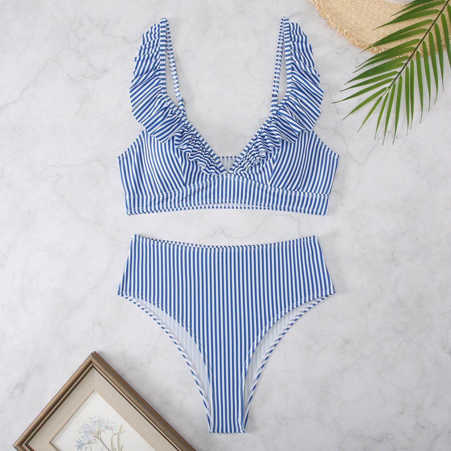 Bikini fendu à rayures, frais et rétro, petite poitrine