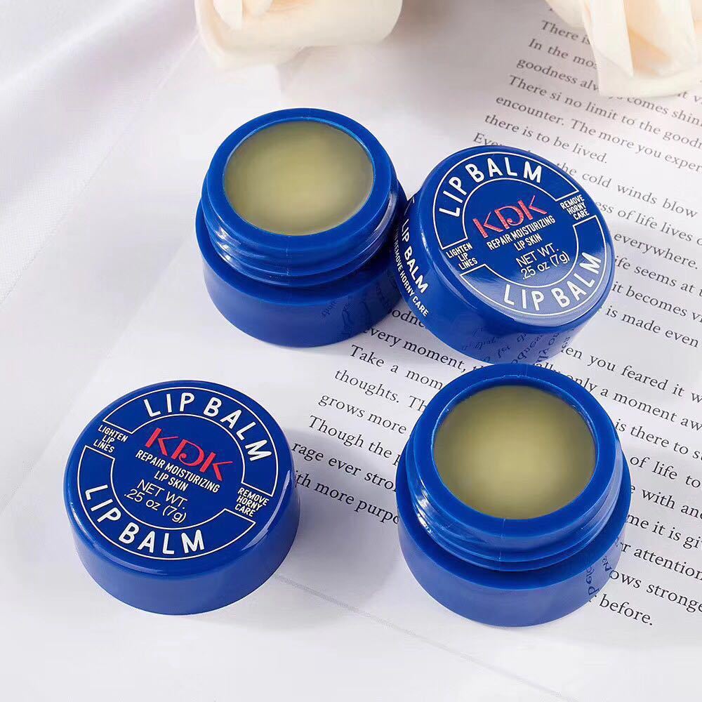 Blue Can Bálsamo labial hidratante y anti-agrietado que se desvanece
