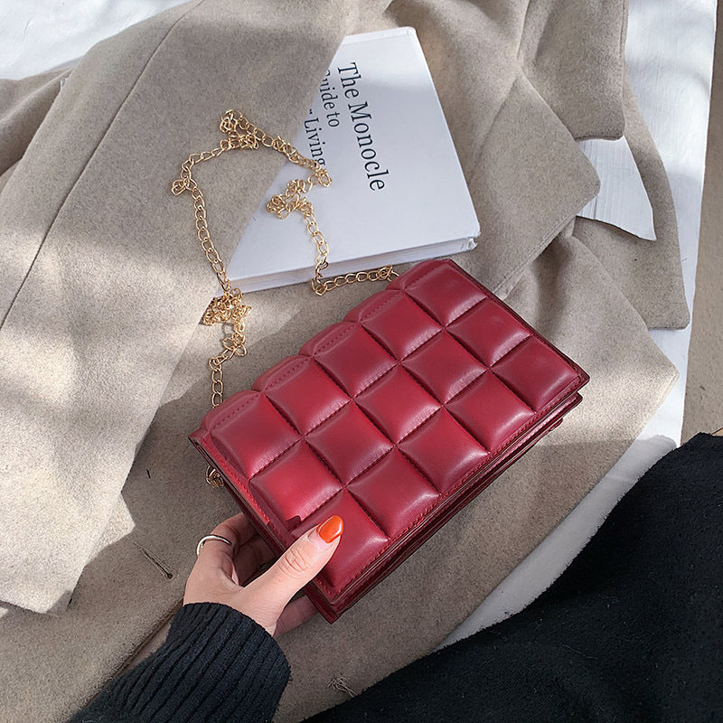 Sac à bandoulière tendance pour femme, petit sac portable à chaîne, design de niche, sac messager texturé