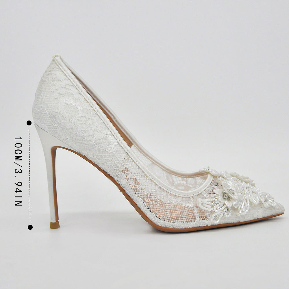 White Lace Flower Bride's Wedding Shoes