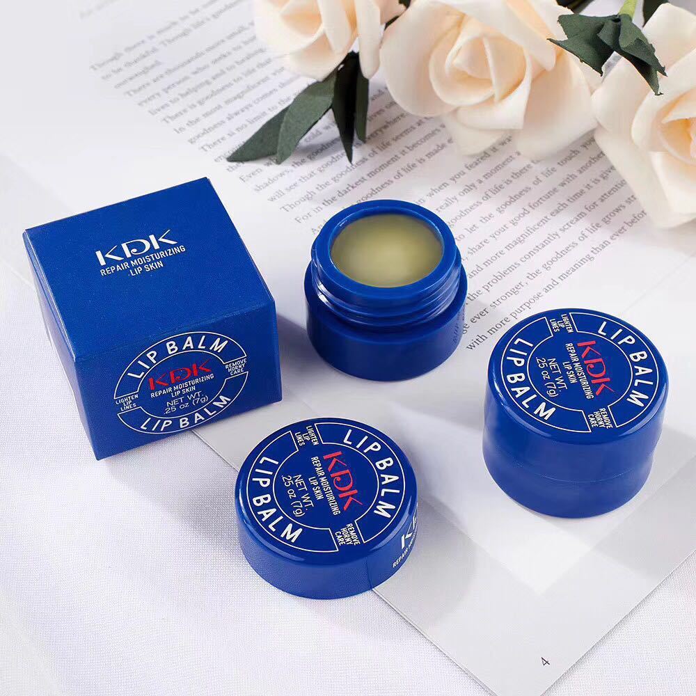Blue Can Bálsamo labial hidratante y anti-agrietado que se desvanece