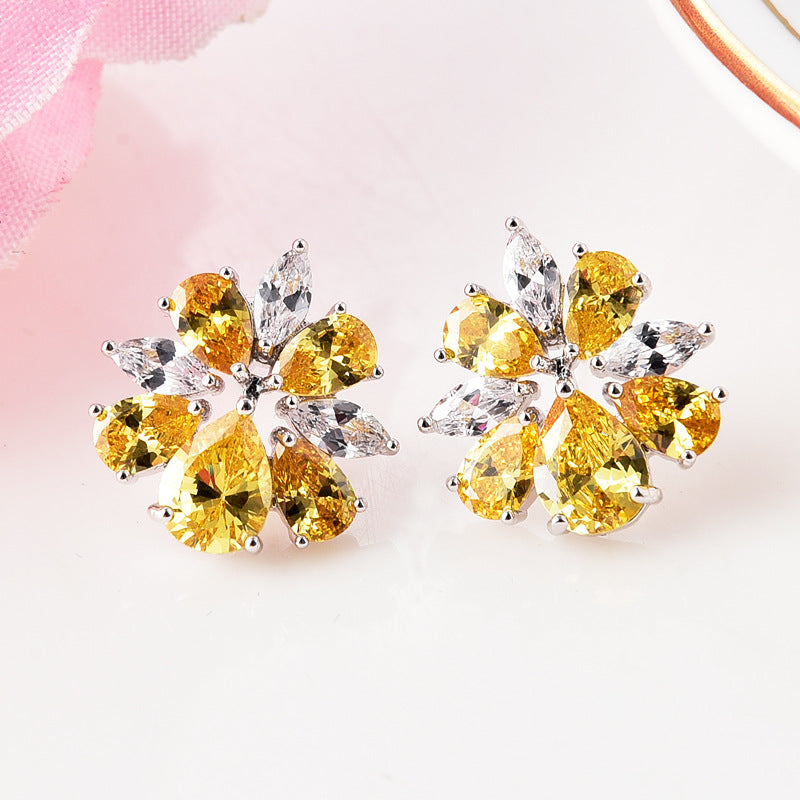 Conjuntos de joyería de boda clásicos con circonita cúbica en forma de flor