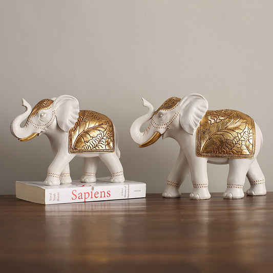Décoration artisanale en résine représentant un éléphant pour meubles