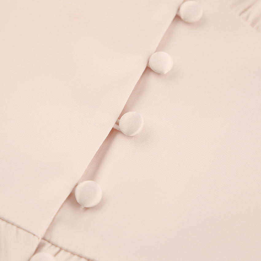 Robe moulante à manches lanternes et taille fine