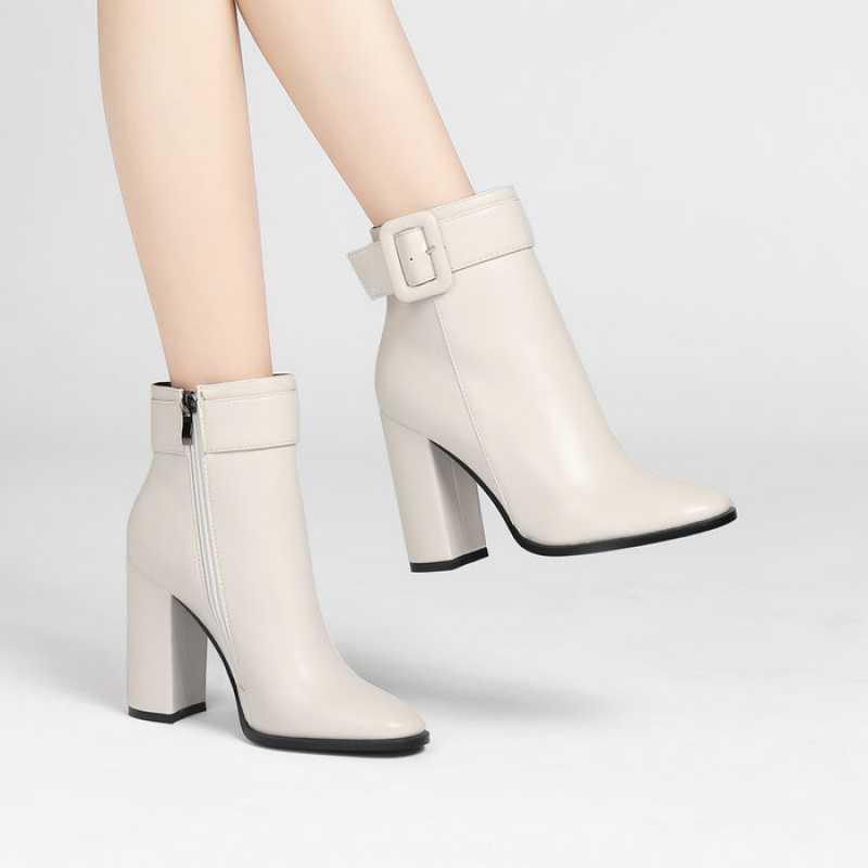 Zapatos de mujer de piel suave con tacones altos y gruesos