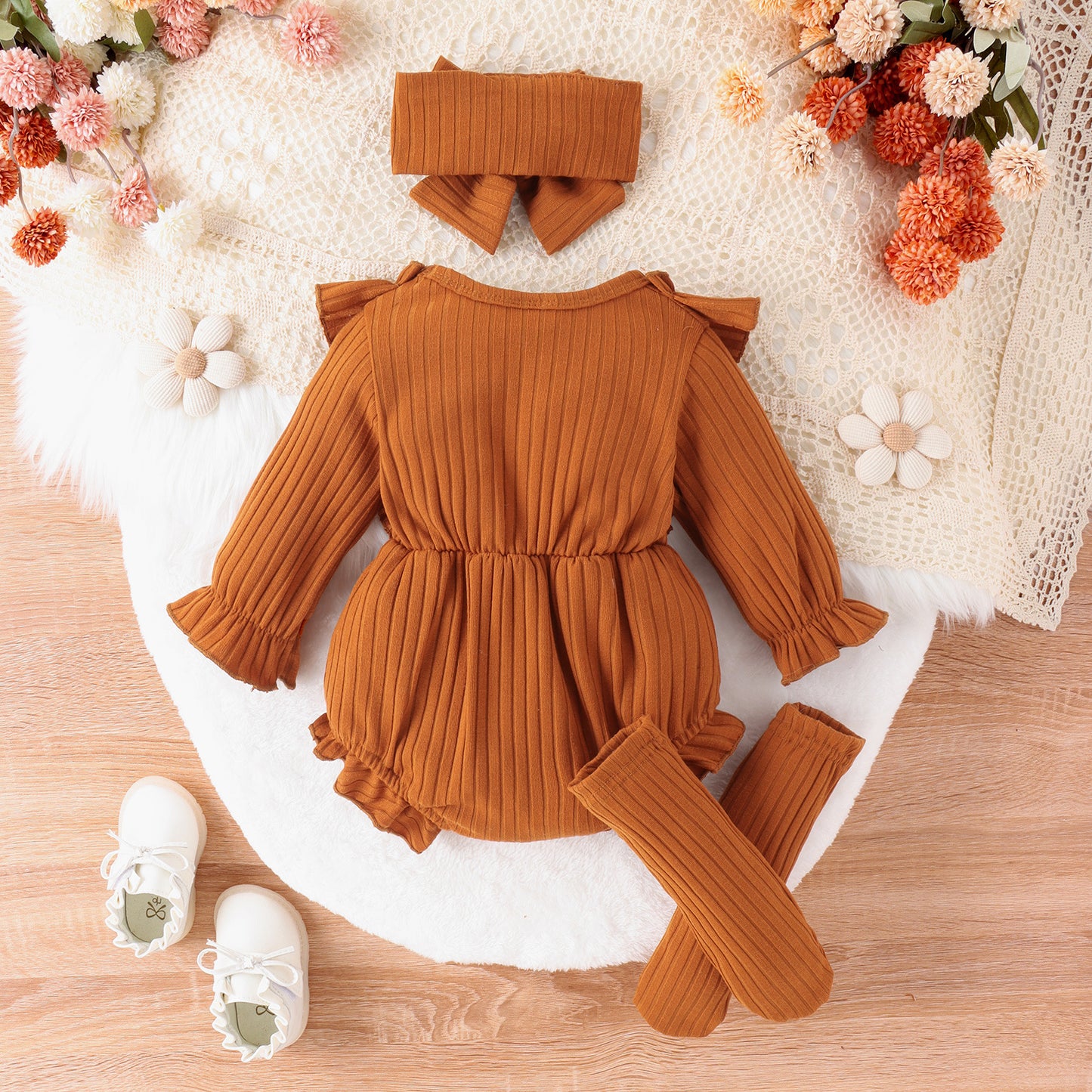 Combinaison triangle siamoise à manches longues et rayures profondes pour filles, simple et tendance, avec nœud papillon et chaussettes longues