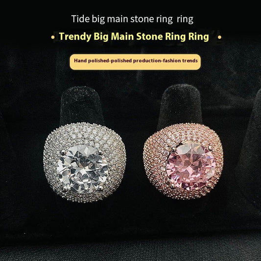 Bague géométrique minimaliste et tendance en zircon
