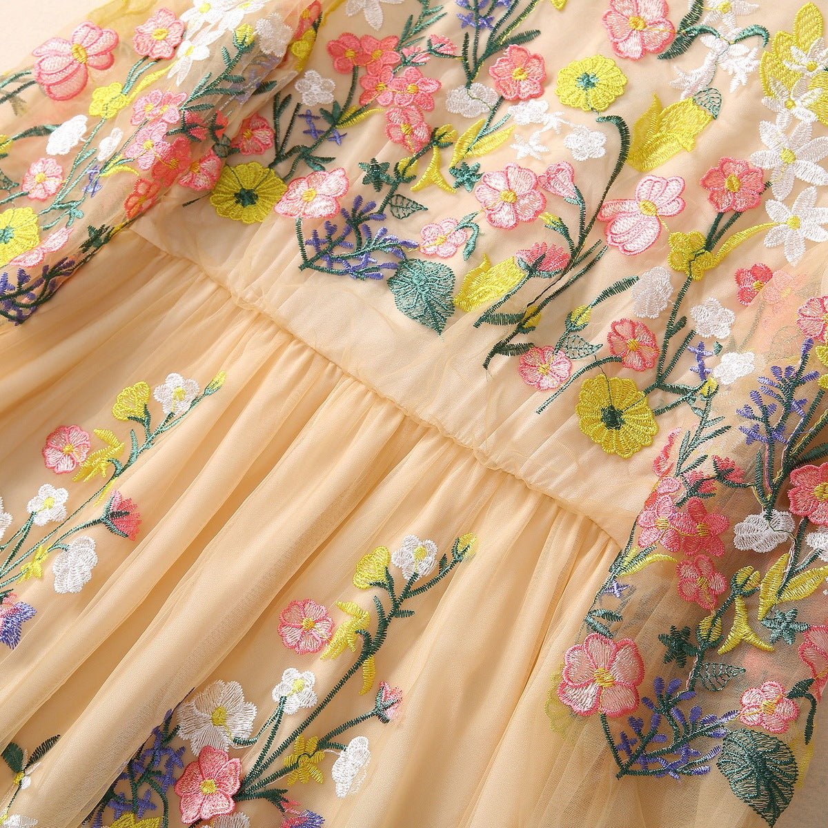 Flower Mesh Large Swing Sleeve V-neck Dress