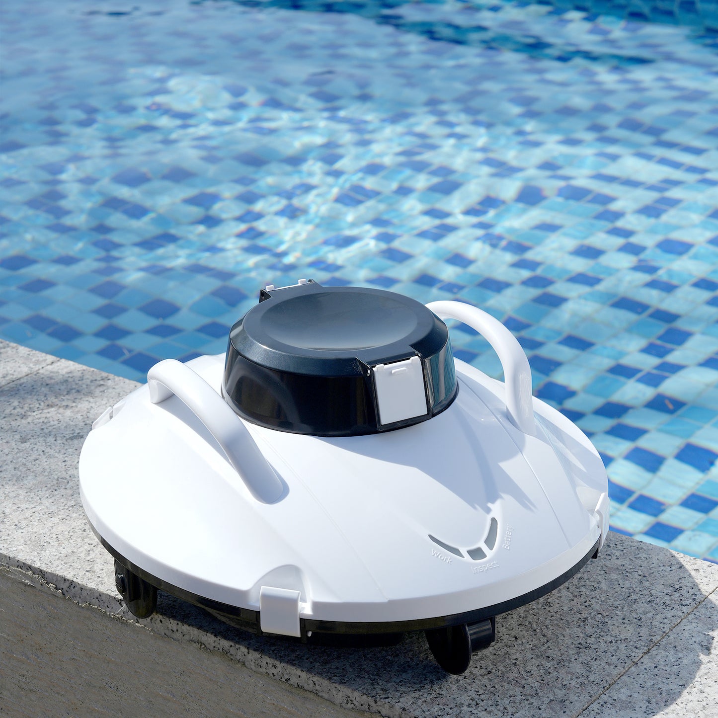 Máquina de limpieza de piscinas