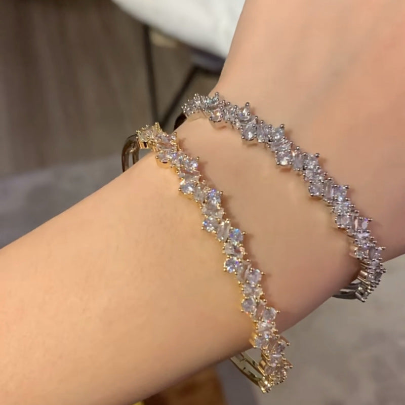 Pulsera de circón con microincrustaciones irregulares para mujer