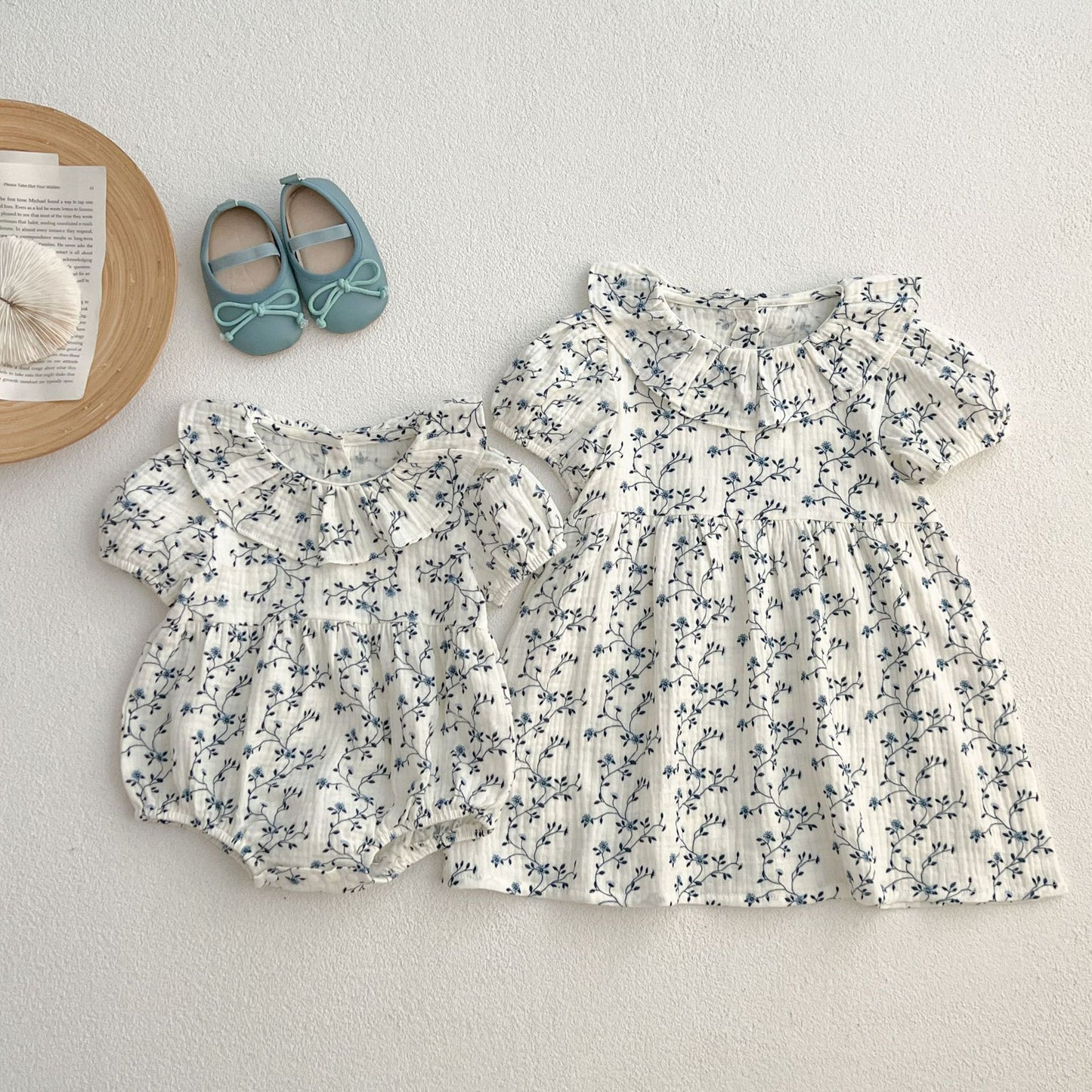 Vestido de niña pequeño con estampado floral y personalidad de moda