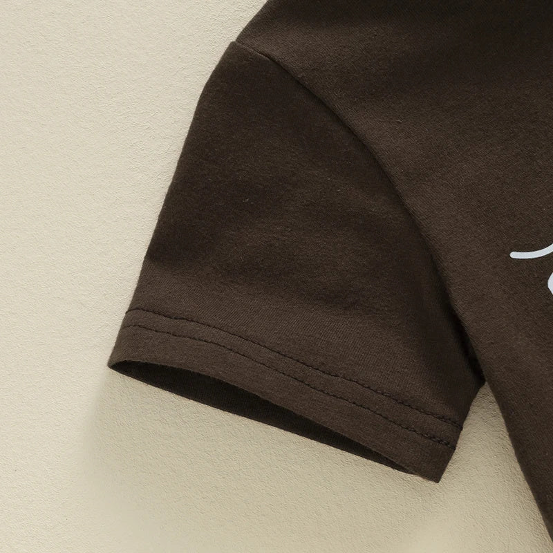 Nouveau costume à manches courtes avec imprimé camouflage