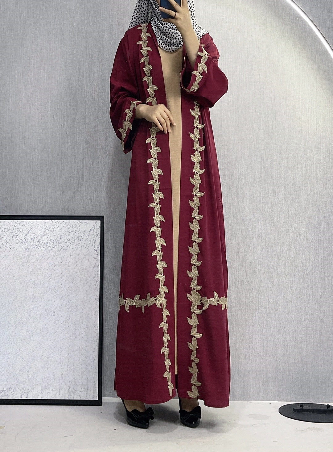 Robe longue en dentelle brodée pour femme